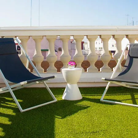 Sky Touristic Attic Apartman